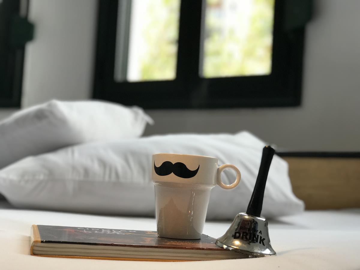 Destil Hostel Tiranë Eksteriør bilde