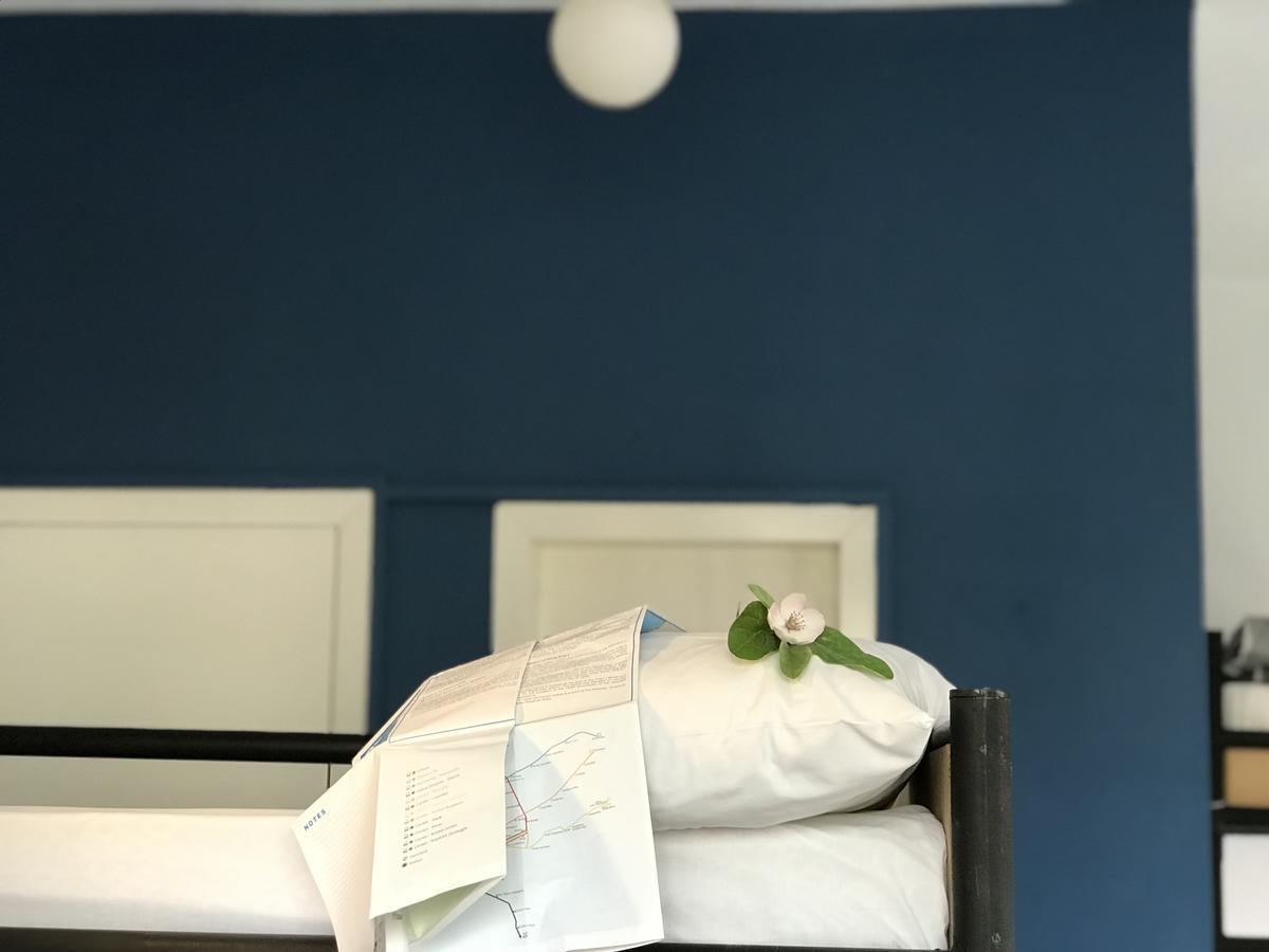 Destil Hostel Tiranë Eksteriør bilde